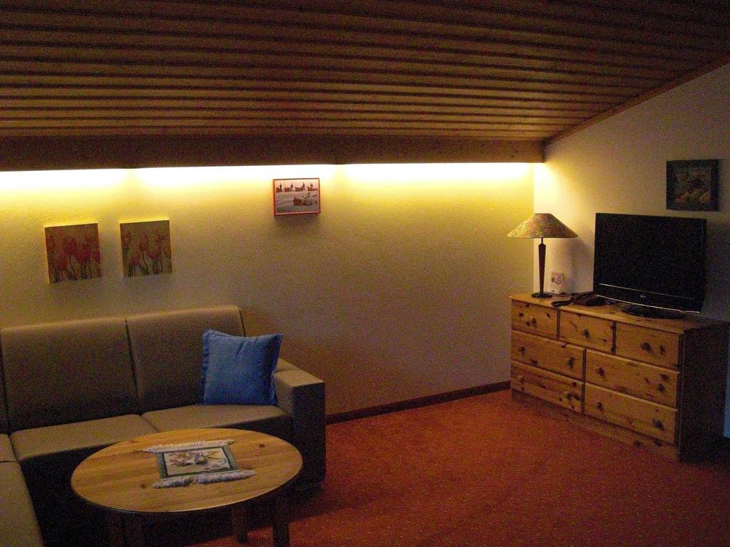 Hotel-Pension Flora Saalbach-Hinterglemm Pokoj fotografie