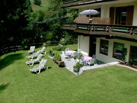 Hotel-Pension Flora Saalbach-Hinterglemm Exteriér fotografie